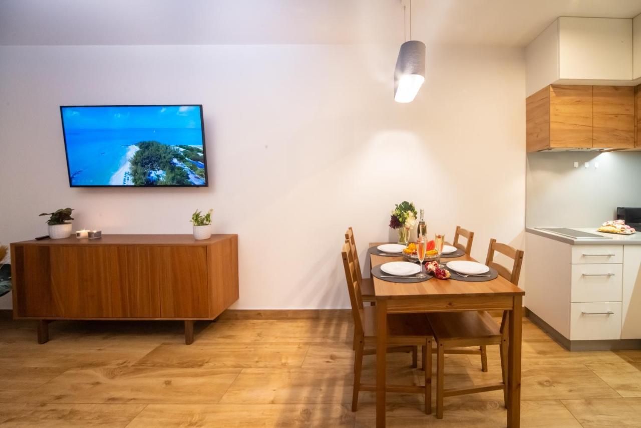 Maya'S Flats & Resorts 74 - Swietej Barbary 格但斯克 外观 照片